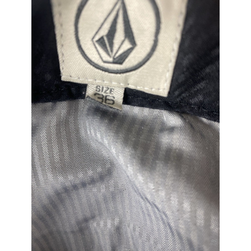 Volcom Shorts Mens Size 36 Gray Carpenter Cotton Polyester Blend Golf Pants - Picture 2 of 8